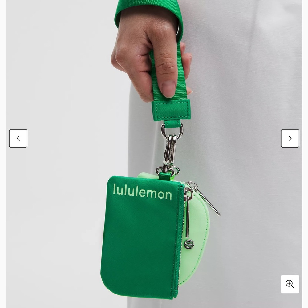 Lululemon Dual pouch wristlet